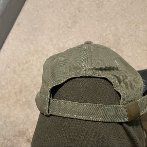 Hat - Picture 2 of 2